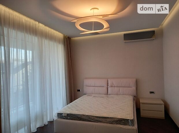 двоповерховий будинок з каміном, 450 кв. м, цегла. Продаж в Києві, район Конча-Заспа фото 1 двоповерховий будинок з каміном, 450 кв. м, цегла. Продаж в Києві, район Конча-Заспа фото 1