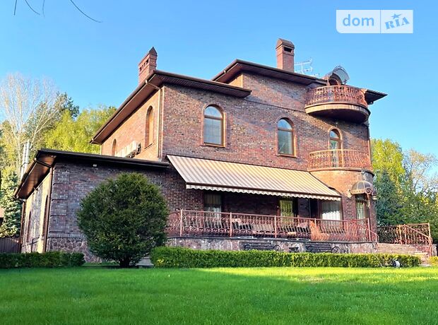 триповерховий будинок з каміном, 350 кв. м, цегла. Продаж в Києві, район Конча-Заспа фото 1 триповерховий будинок з каміном, 350 кв. м, цегла. Продаж в Києві, район Конча-Заспа фото 1
