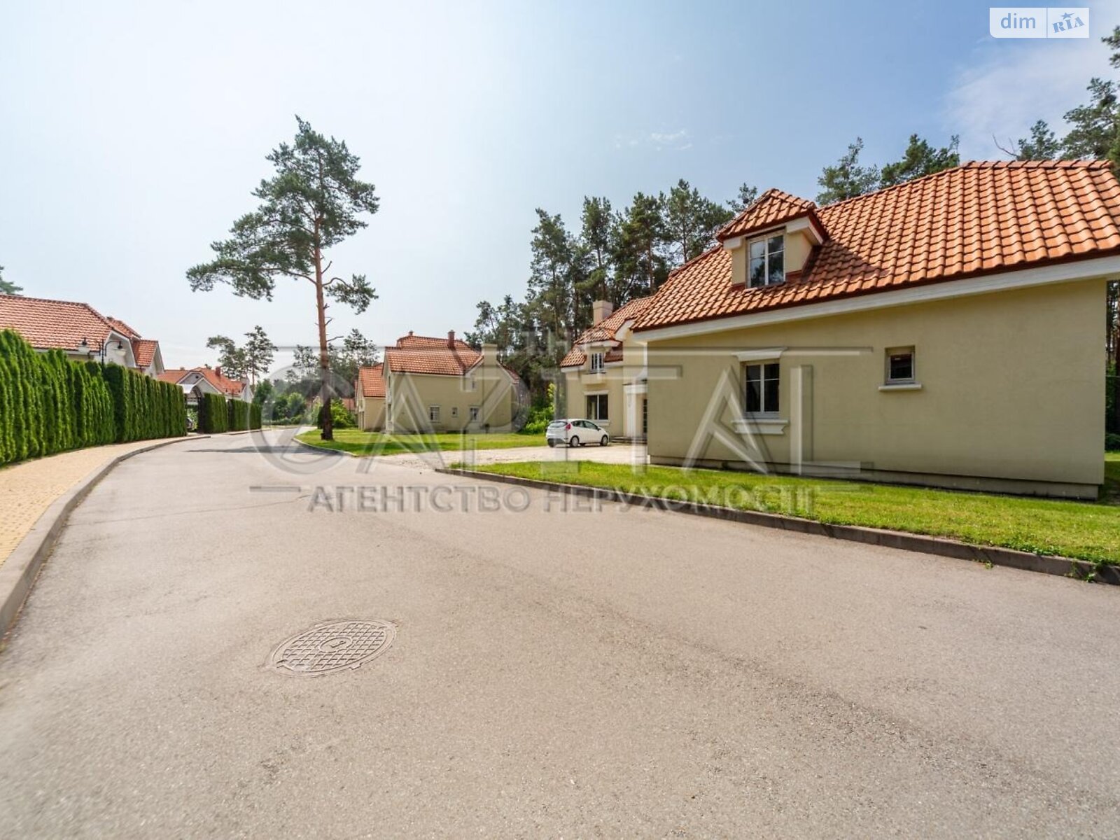 двухэтажный дом с гаражом, 502 кв. м, кирпич. Продажа в Киеве район Корчеватое фото 1