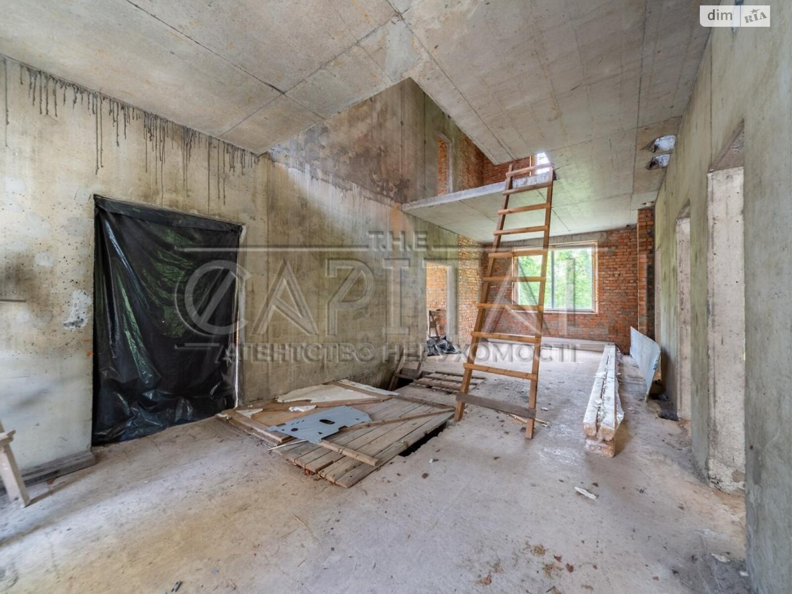 двухэтажный дом с гаражом, 502 кв. м, кирпич. Продажа в Киеве район Корчеватое фото 1