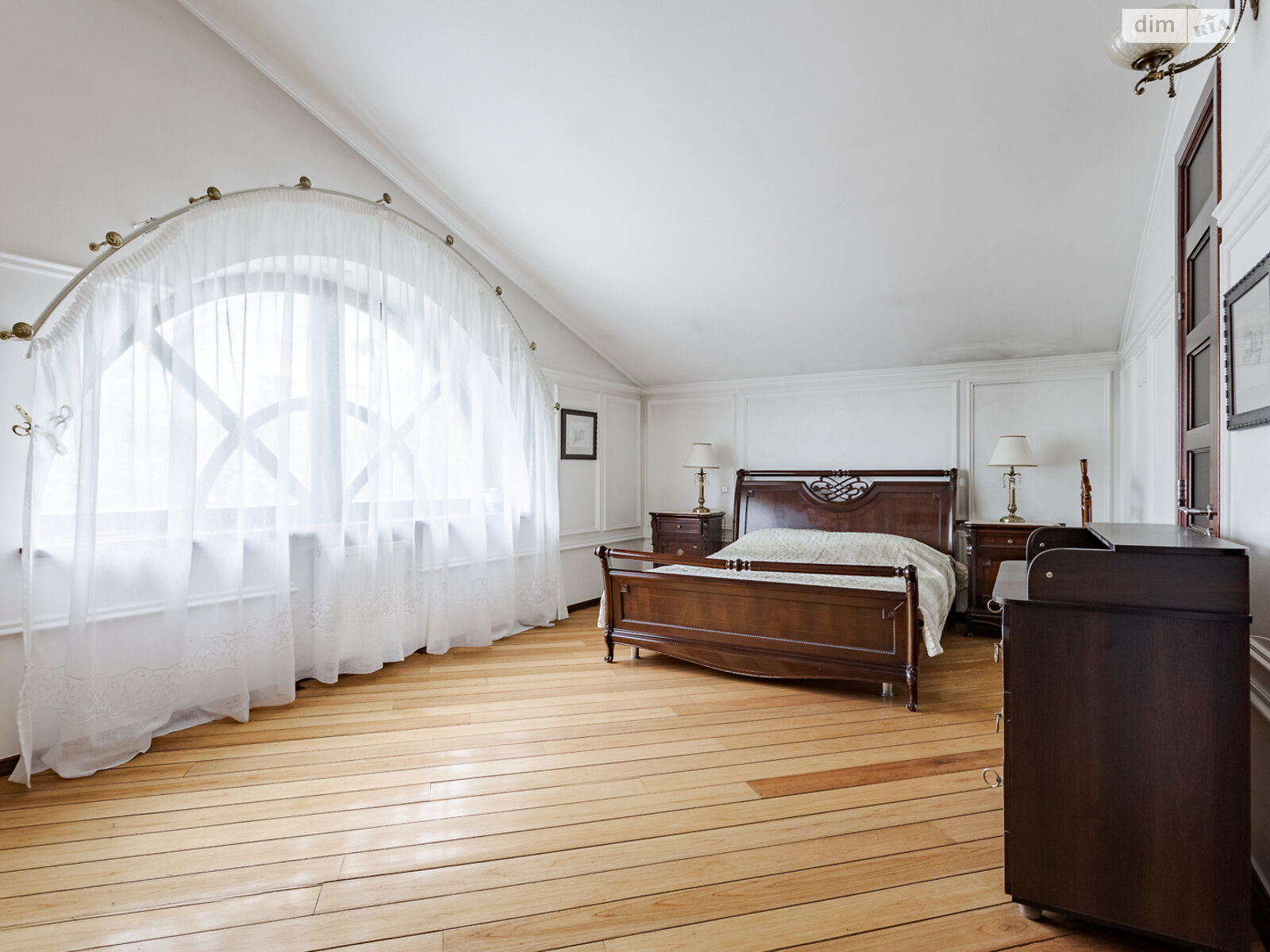 двоповерховий будинок, 453.9 кв. м, цегла. Продаж в Києві, район Куренівка фото 1 двоповерховий будинок, 453.9 кв. м, цегла. Продаж в Києві, район Куренівка фото 1