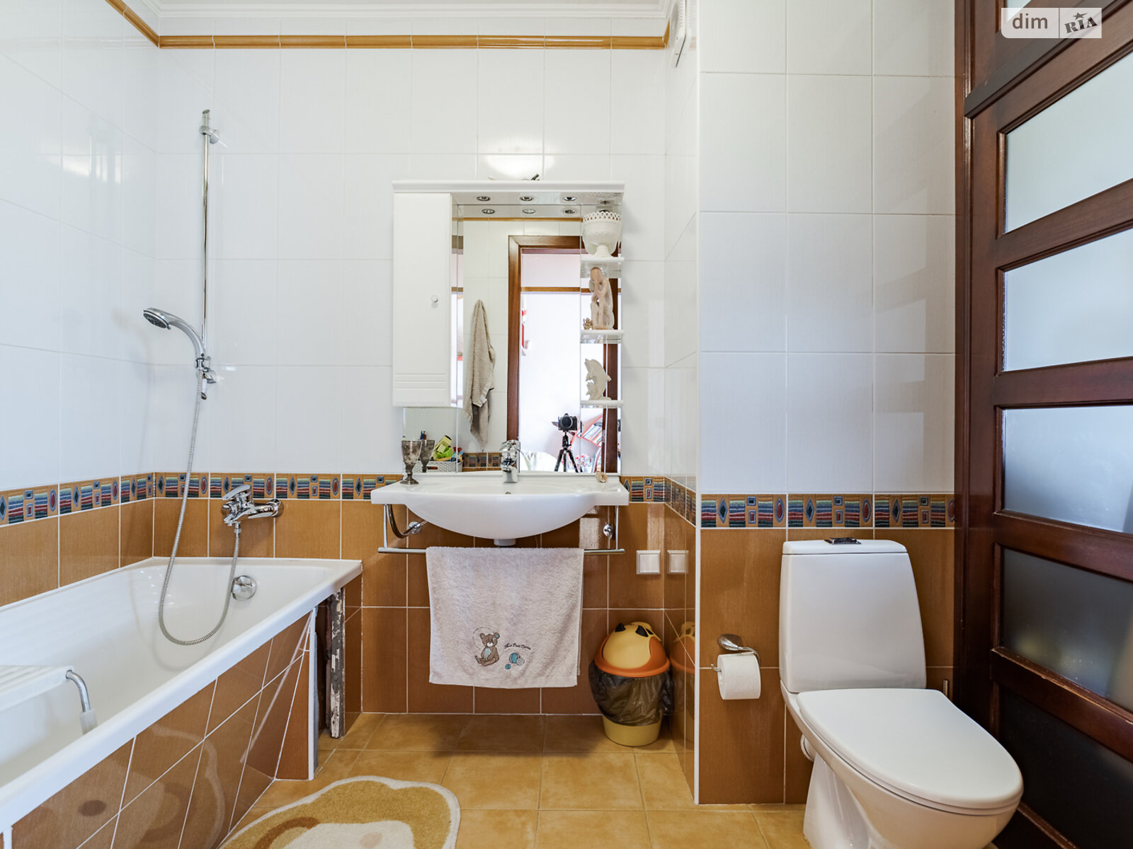 двоповерховий будинок, 453.9 кв. м, цегла. Продаж в Києві, район Куренівка фото 1 двоповерховий будинок, 453.9 кв. м, цегла. Продаж в Києві, район Куренівка фото 1