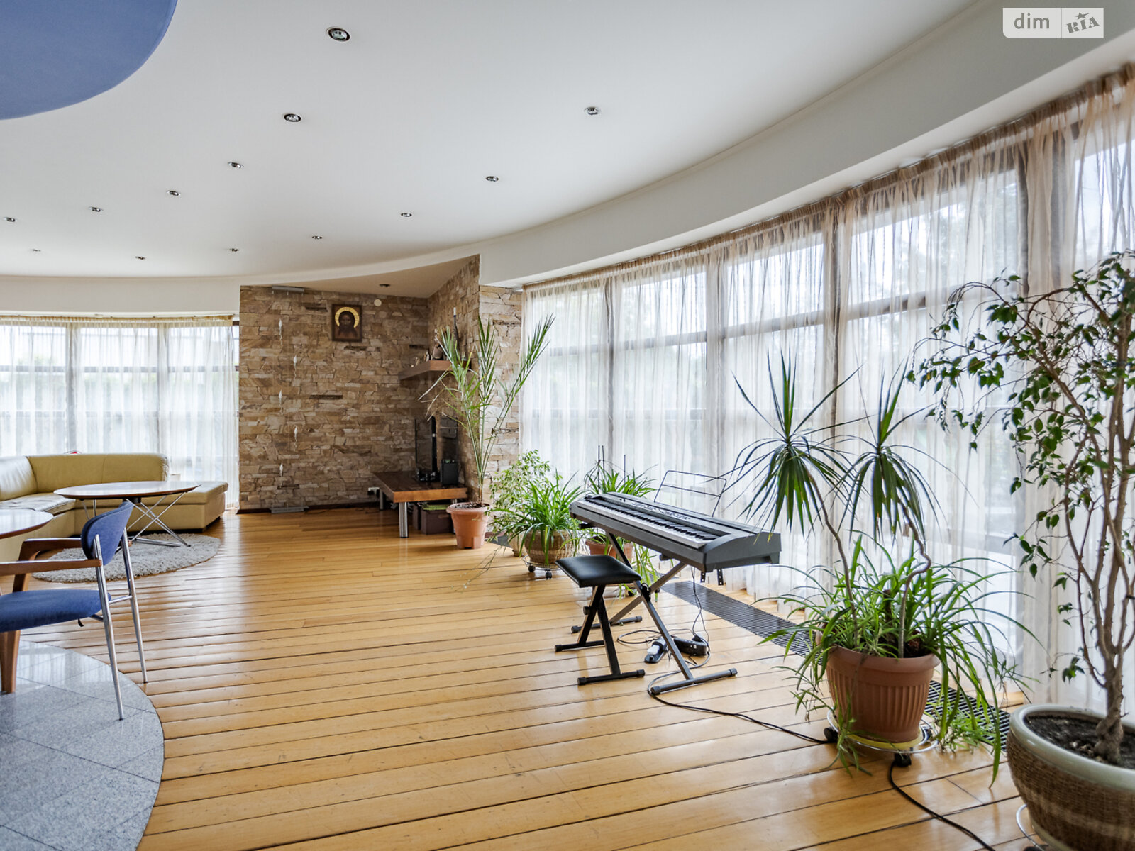 двоповерховий будинок, 453.9 кв. м, цегла. Продаж в Києві, район Куренівка фото 1 двоповерховий будинок, 453.9 кв. м, цегла. Продаж в Києві, район Куренівка фото 1