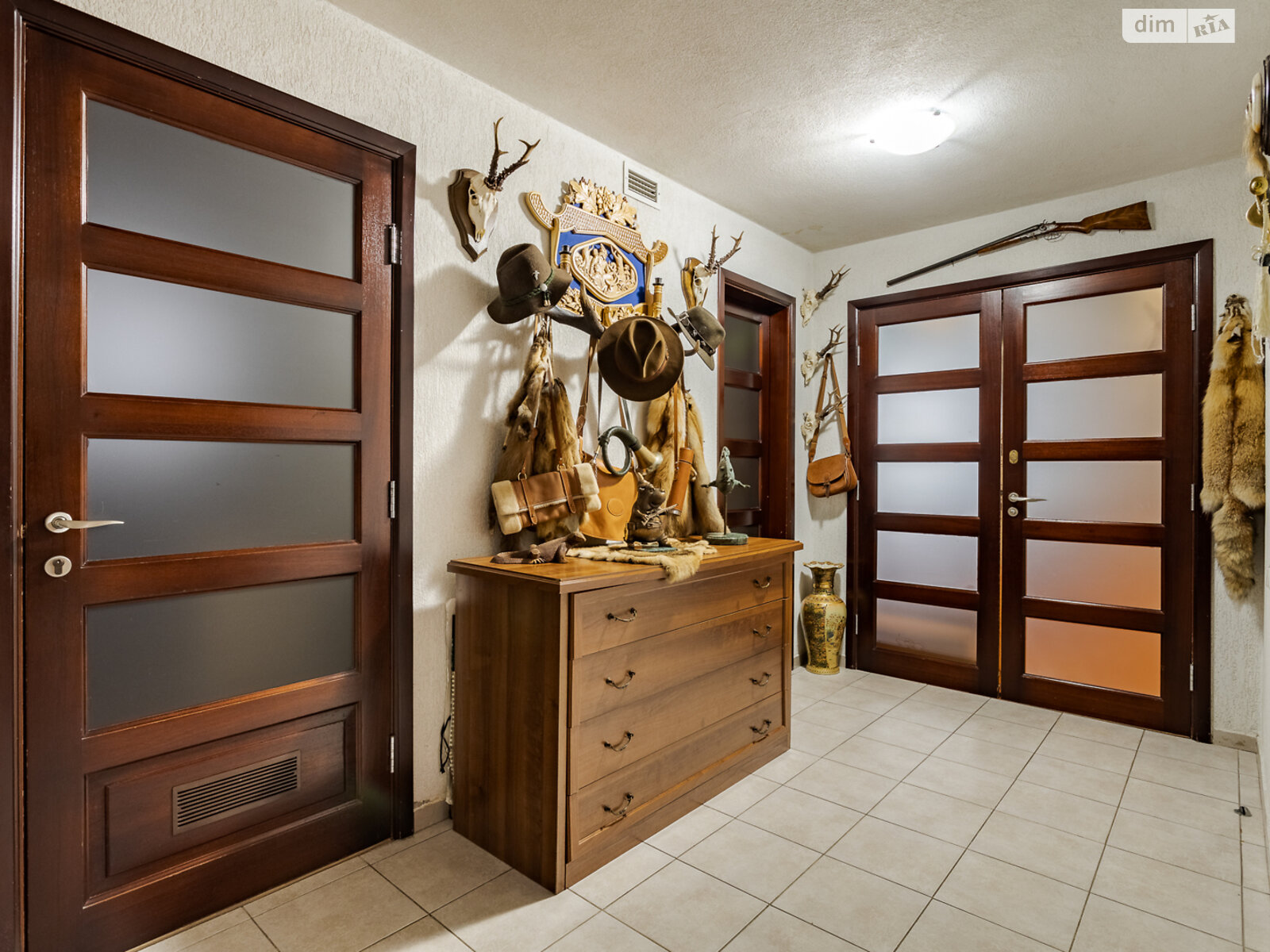 двоповерховий будинок, 453.9 кв. м, цегла. Продаж в Києві, район Куренівка фото 1 двоповерховий будинок, 453.9 кв. м, цегла. Продаж в Києві, район Куренівка фото 1