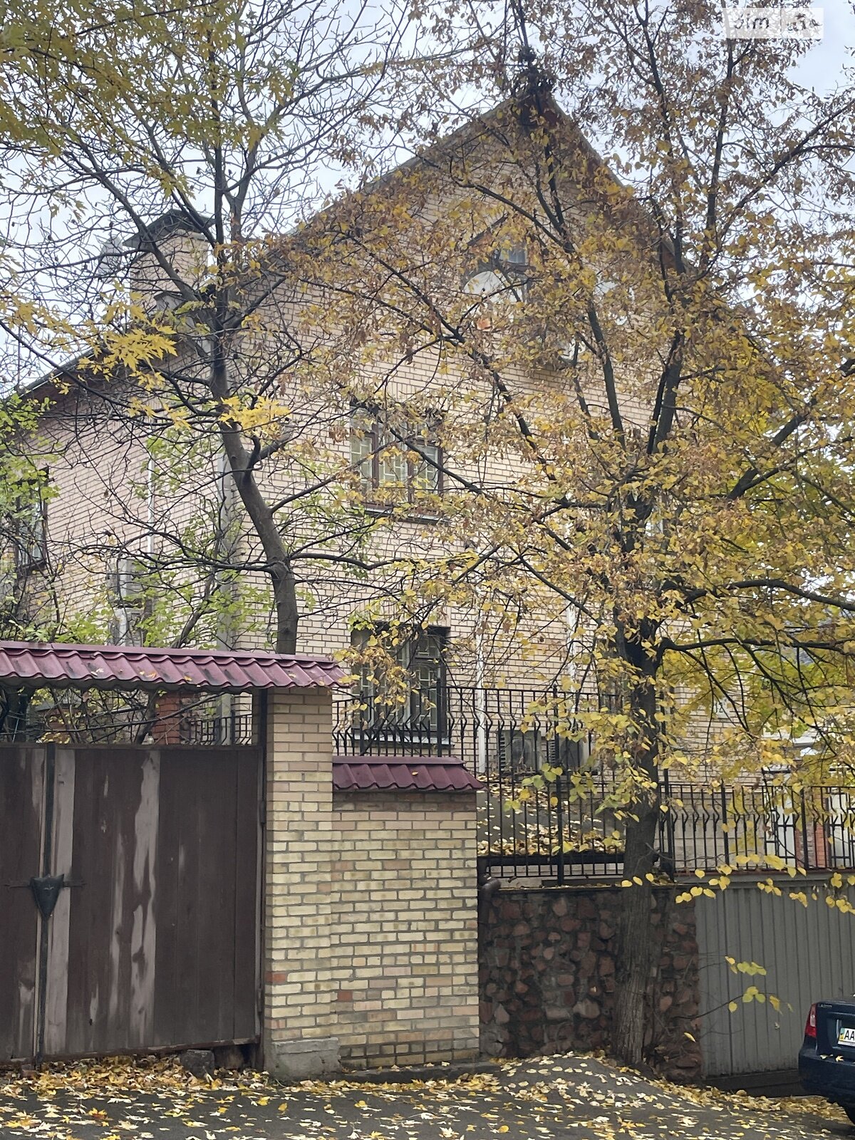 трехэтажный дом с отоплением, 407.9 кв. м, кирпич. Продажа в Киеве район Куреневка фото 1 трехэтажный дом с отоплением, 407.9 кв. м, кирпич. Продажа в Киеве район Куреневка фото 1