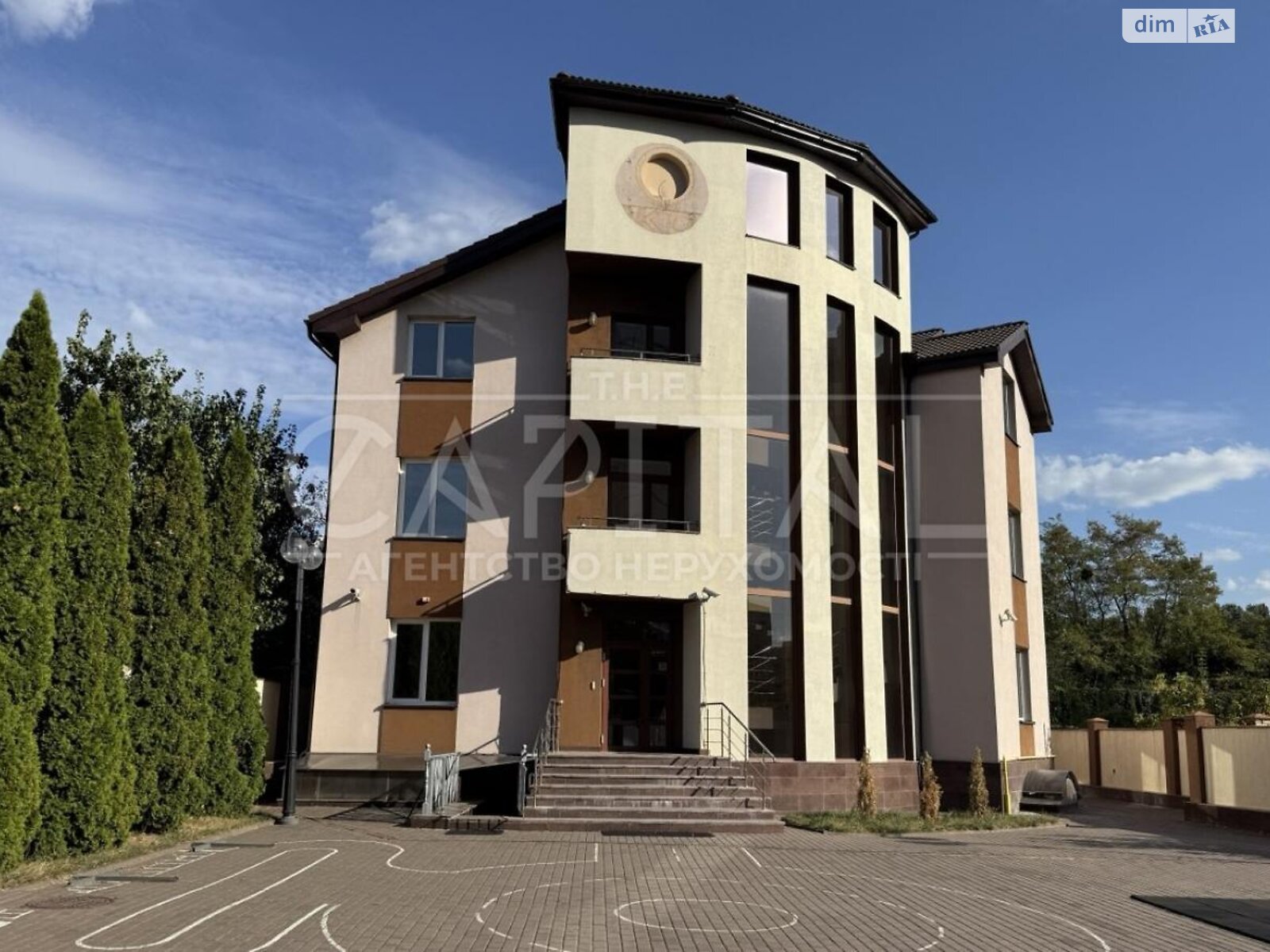 трехэтажный дом, 928.4 кв. м, кирпич. Продажа в Киеве район Липки фото 1 трехэтажный дом, 928.4 кв. м, кирпич. Продажа в Киеве район Липки фото 1