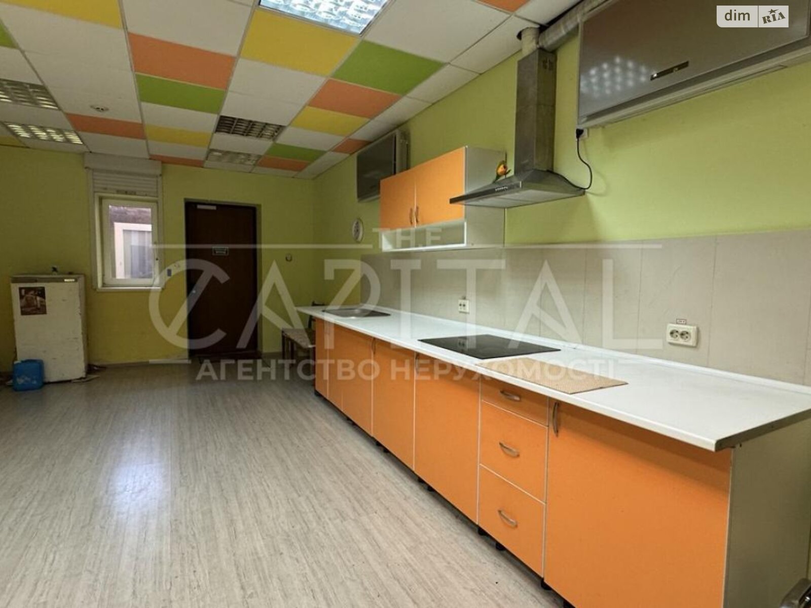 трехэтажный дом, 928.4 кв. м, кирпич. Продажа в Киеве район Липки фото 1 трехэтажный дом, 928.4 кв. м, кирпич. Продажа в Киеве район Липки фото 1