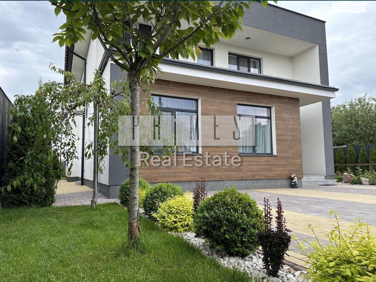 двоповерховий будинок бесідка, 360 кв. м, цегла. Продаж у Києві фото 1 двоповерховий будинок бесідка, 360 кв. м, цегла. Продаж у Києві фото 1