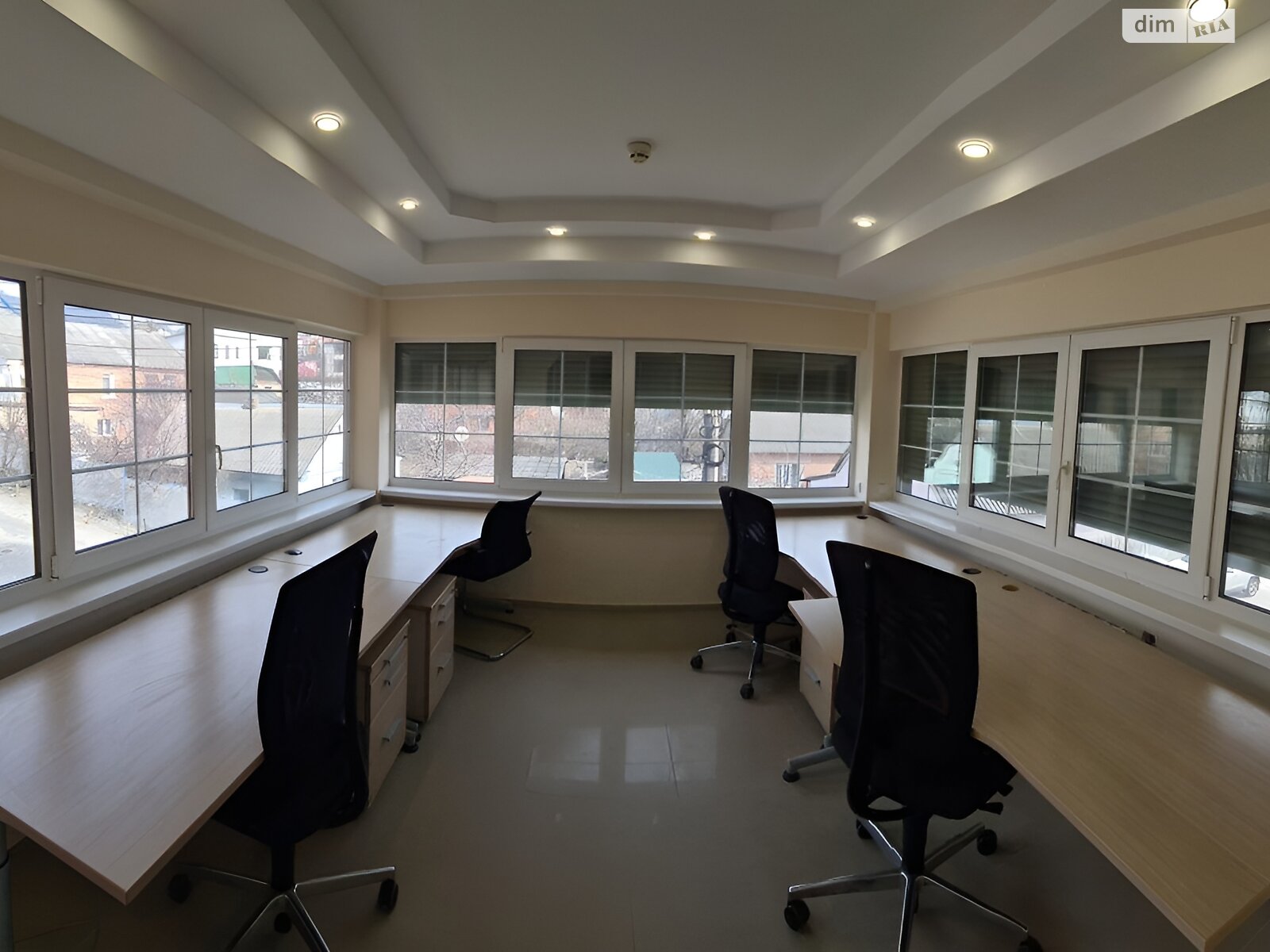 трехэтажный дом, 312.4 кв. м, кирпич. Продажа в Киеве район Монтажник фото 1 трехэтажный дом, 312.4 кв. м, кирпич. Продажа в Киеве район Монтажник фото 1