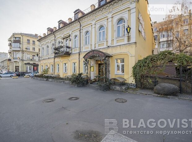 двоповерховий будинок з каміном, 1066 кв. м, цегла. Продаж в Києві, район Поділ фото 1 двоповерховий будинок з каміном, 1066 кв. м, цегла. Продаж в Києві, район Поділ фото 1