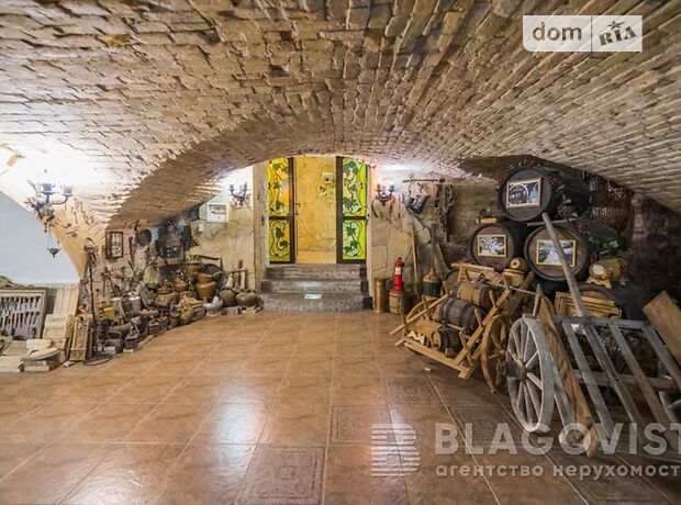 двоповерховий будинок з каміном, 1066 кв. м, цегла. Продаж в Києві, район Поділ фото 1 двоповерховий будинок з каміном, 1066 кв. м, цегла. Продаж в Києві, район Поділ фото 1