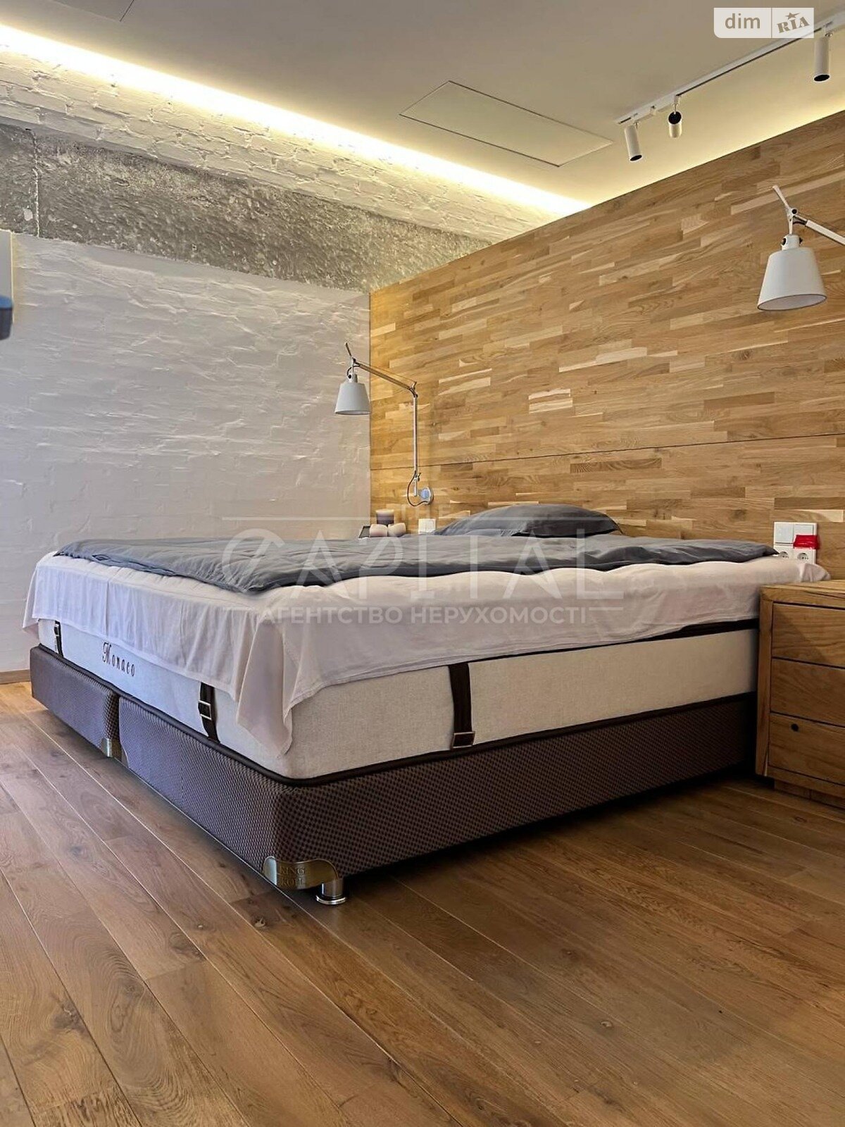 триповерховий будинок, 320 кв. м, цегла. Продаж у Києві фото 1 триповерховий будинок, 320 кв. м, цегла. Продаж у Києві фото 1
