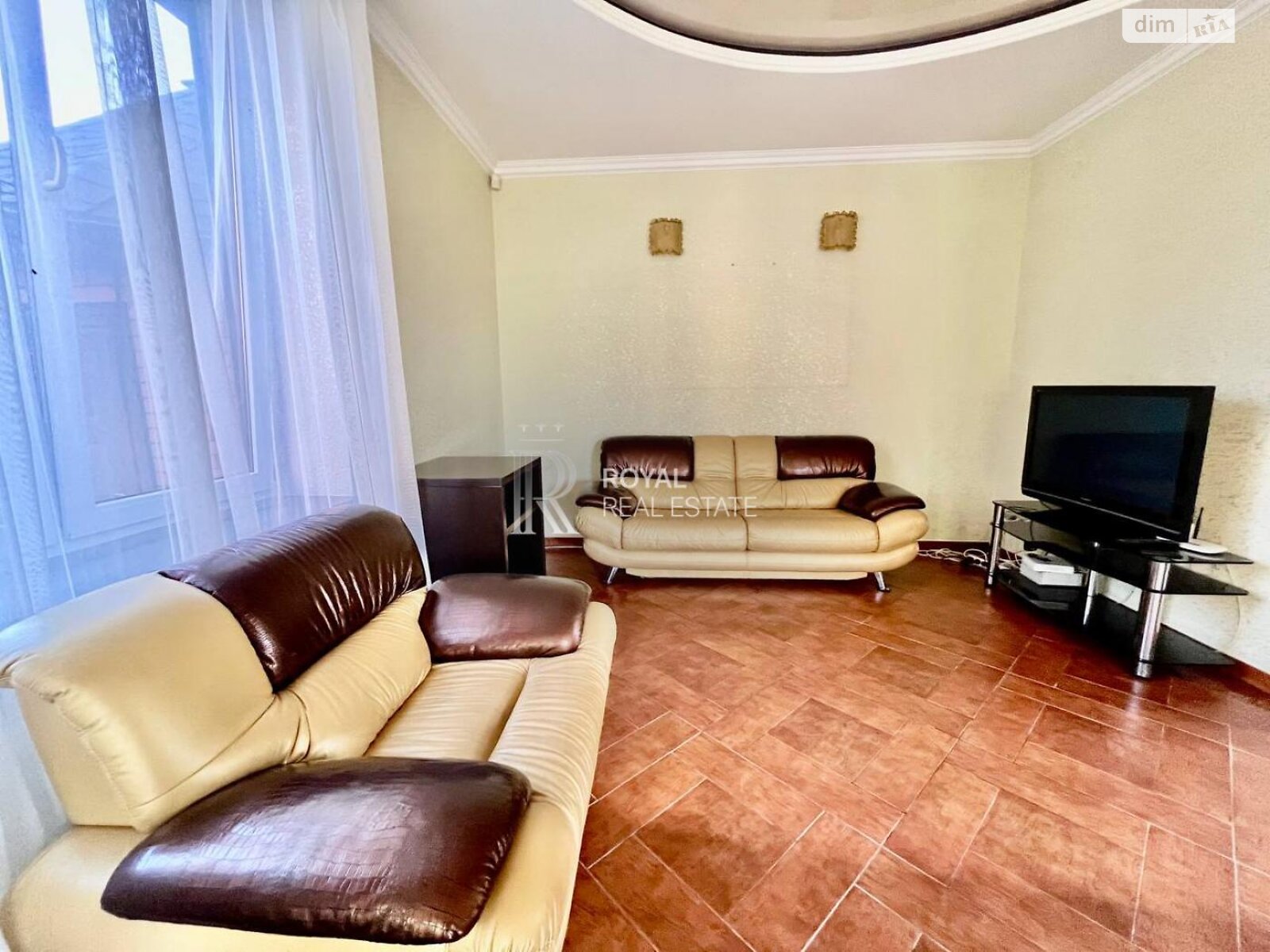 двоповерховий будинок з опаленням, 170 кв. м, кирпич. Продаж в Києві, район Нижні сади фото 1 двоповерховий будинок з опаленням, 170 кв. м, кирпич. Продаж в Києві, район Нижні сади фото 1