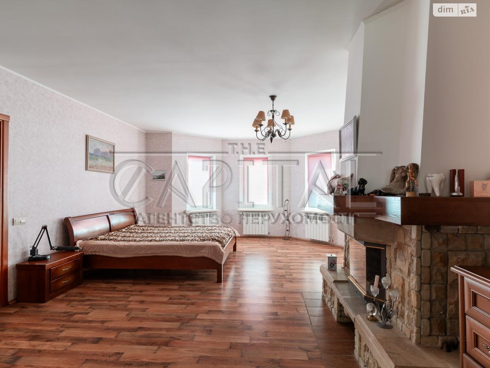 трехэтажный дом с гаражом, 260 кв. м, кирпич. Продажа в Киеве район Нижние сады фото 1 трехэтажный дом с гаражом, 260 кв. м, кирпич. Продажа в Киеве район Нижние сады фото 1