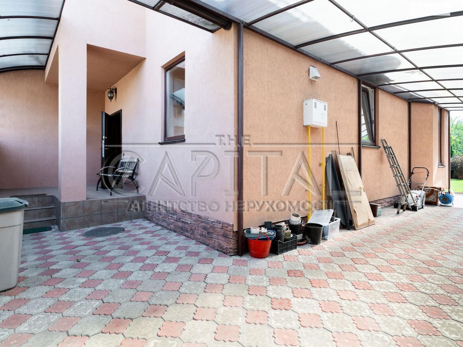 трехэтажный дом с гаражом, 260 кв. м, кирпич. Продажа в Киеве район Нижние сады фото 1 трехэтажный дом с гаражом, 260 кв. м, кирпич. Продажа в Киеве район Нижние сады фото 1