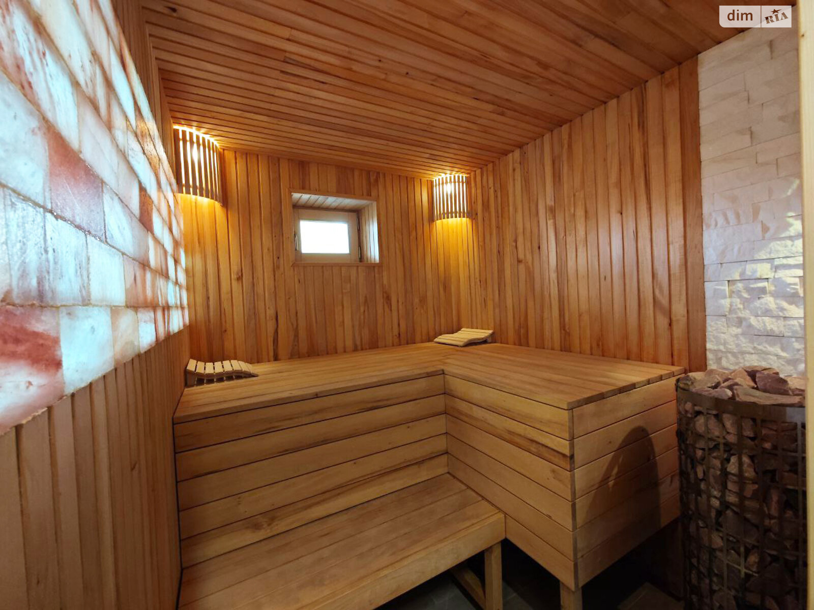 трехэтажный дом с верандой, 300 кв. м, газобетон. Продажа в Киеве район Нижние сады фото 1 трехэтажный дом с верандой, 300 кв. м, газобетон. Продажа в Киеве район Нижние сады фото 1