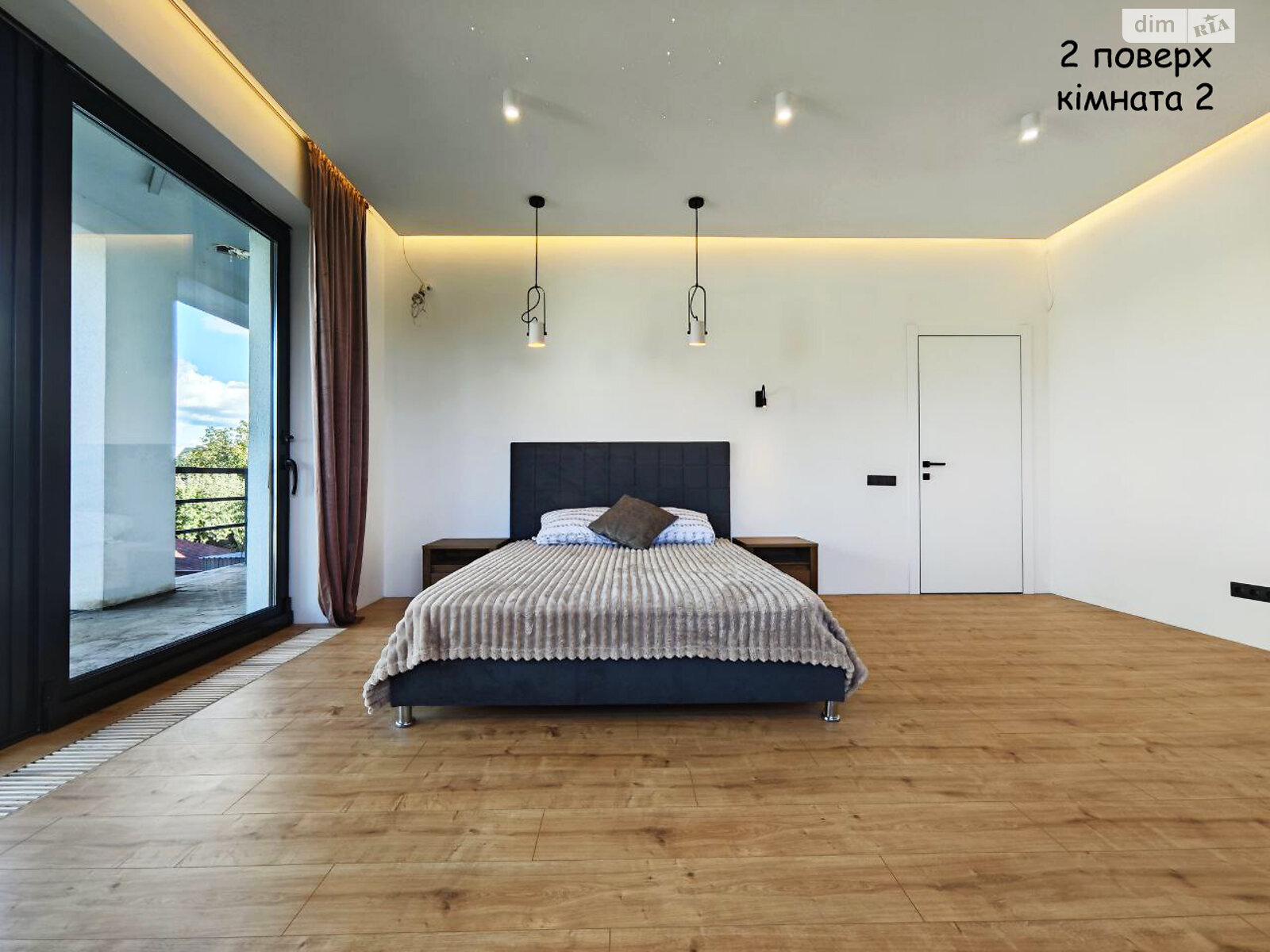 трехэтажный дом с верандой, 300 кв. м, газобетон. Продажа в Киеве район Нижние сады фото 1 трехэтажный дом с верандой, 300 кв. м, газобетон. Продажа в Киеве район Нижние сады фото 1