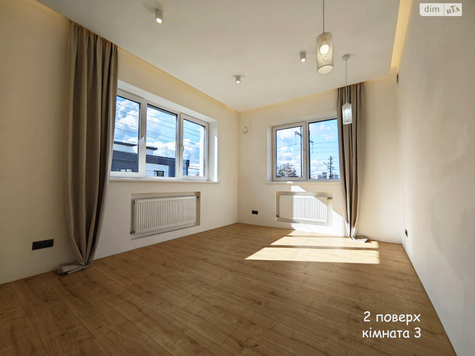 трехэтажный дом с верандой, 300 кв. м, газобетон. Продажа в Киеве район Нижние сады фото 1 трехэтажный дом с верандой, 300 кв. м, газобетон. Продажа в Киеве район Нижние сады фото 1