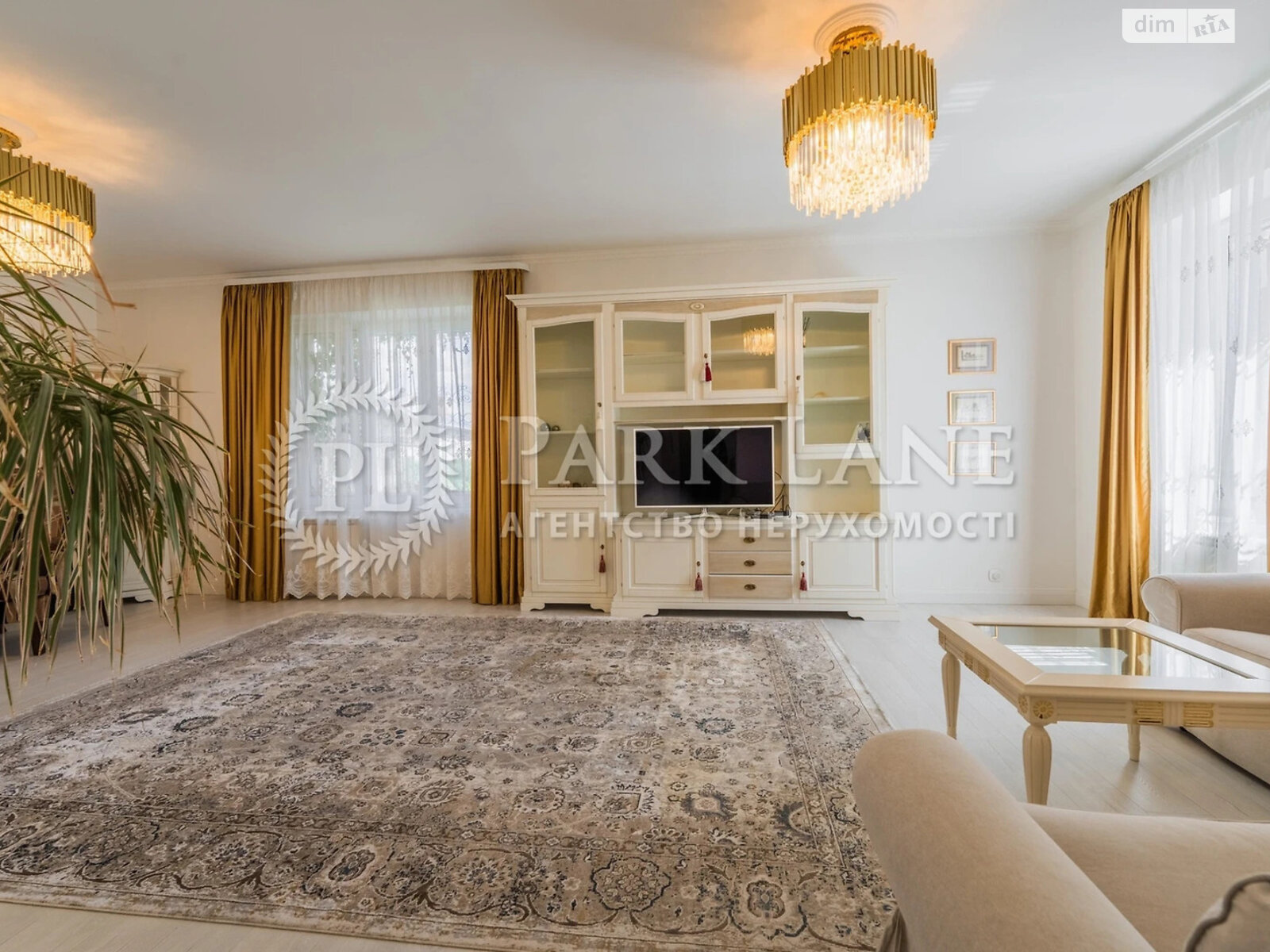 триповерховий будинок з верандою, 210 кв. м, цегла. Продаж в Києві, район Нижні сади фото 1 триповерховий будинок з верандою, 210 кв. м, цегла. Продаж в Києві, район Нижні сади фото 1
