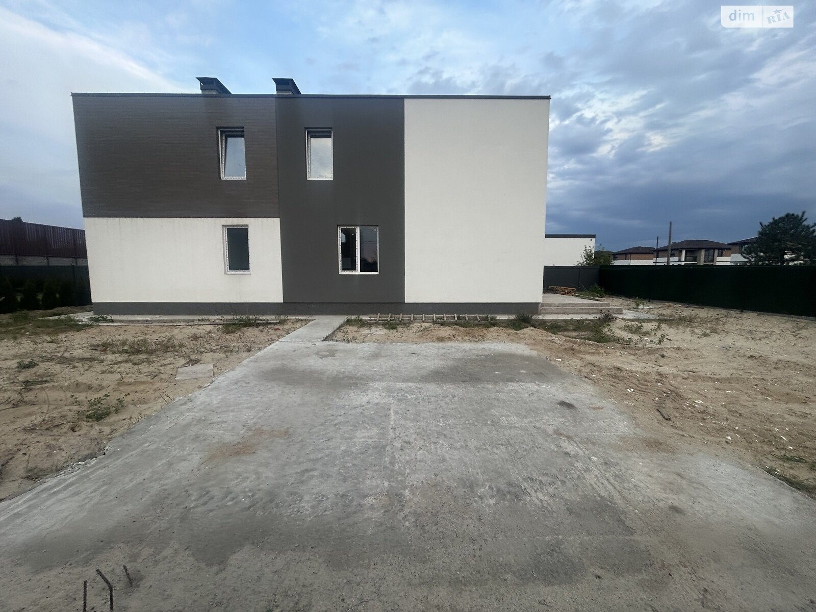 двоповерховий будинок, 200 кв. м, цегла. Продаж в Києві, район Нижні сади фото 1 двоповерховий будинок, 200 кв. м, цегла. Продаж в Києві, район Нижні сади фото 1