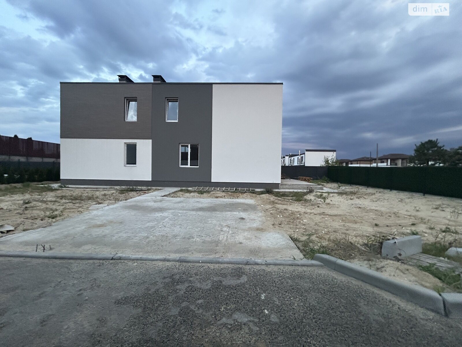 двоповерховий будинок, 200 кв. м, цегла. Продаж в Києві, район Нижні сади фото 1 двоповерховий будинок, 200 кв. м, цегла. Продаж в Києві, район Нижні сади фото 1