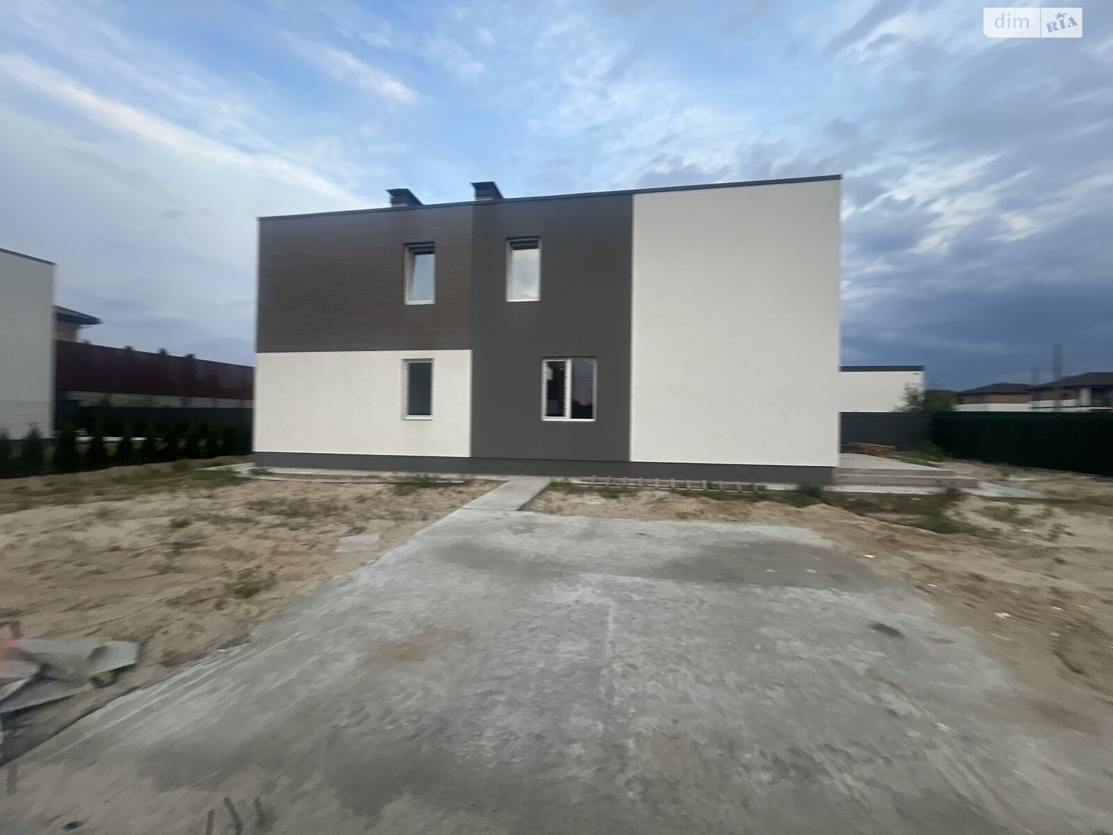 двоповерховий будинок, 200 кв. м, цегла. Продаж в Києві, район Нижні сади фото 1 двоповерховий будинок, 200 кв. м, цегла. Продаж в Києві, район Нижні сади фото 1