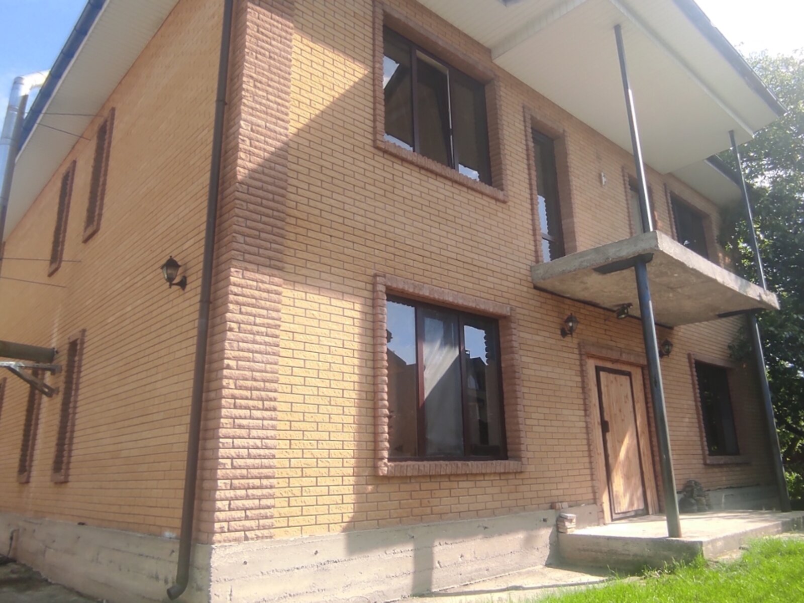 двоповерховий будинок з опаленням, 288 кв. м, цегла. Продаж в Києві, район Нивки фото 1 двоповерховий будинок з опаленням, 288 кв. м, цегла. Продаж в Києві, район Нивки фото 1