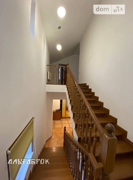 триповерховий будинок, 350 кв. м, кирпич. Продаж в Києві, район Нивки фото 1 триповерховий будинок, 350 кв. м, кирпич. Продаж в Києві, район Нивки фото 1