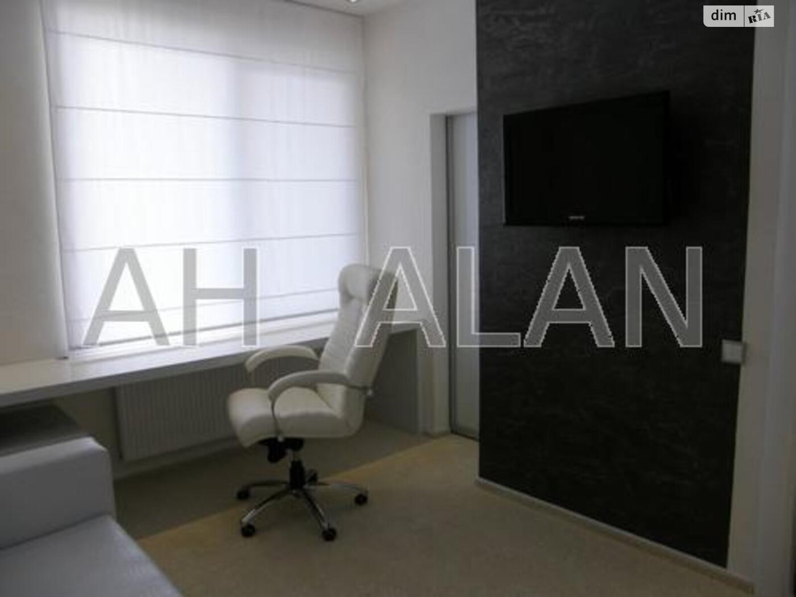 двухэтажный дом, 289 кв. м, кирпич. Продажа в Киеве район Нивки фото 1