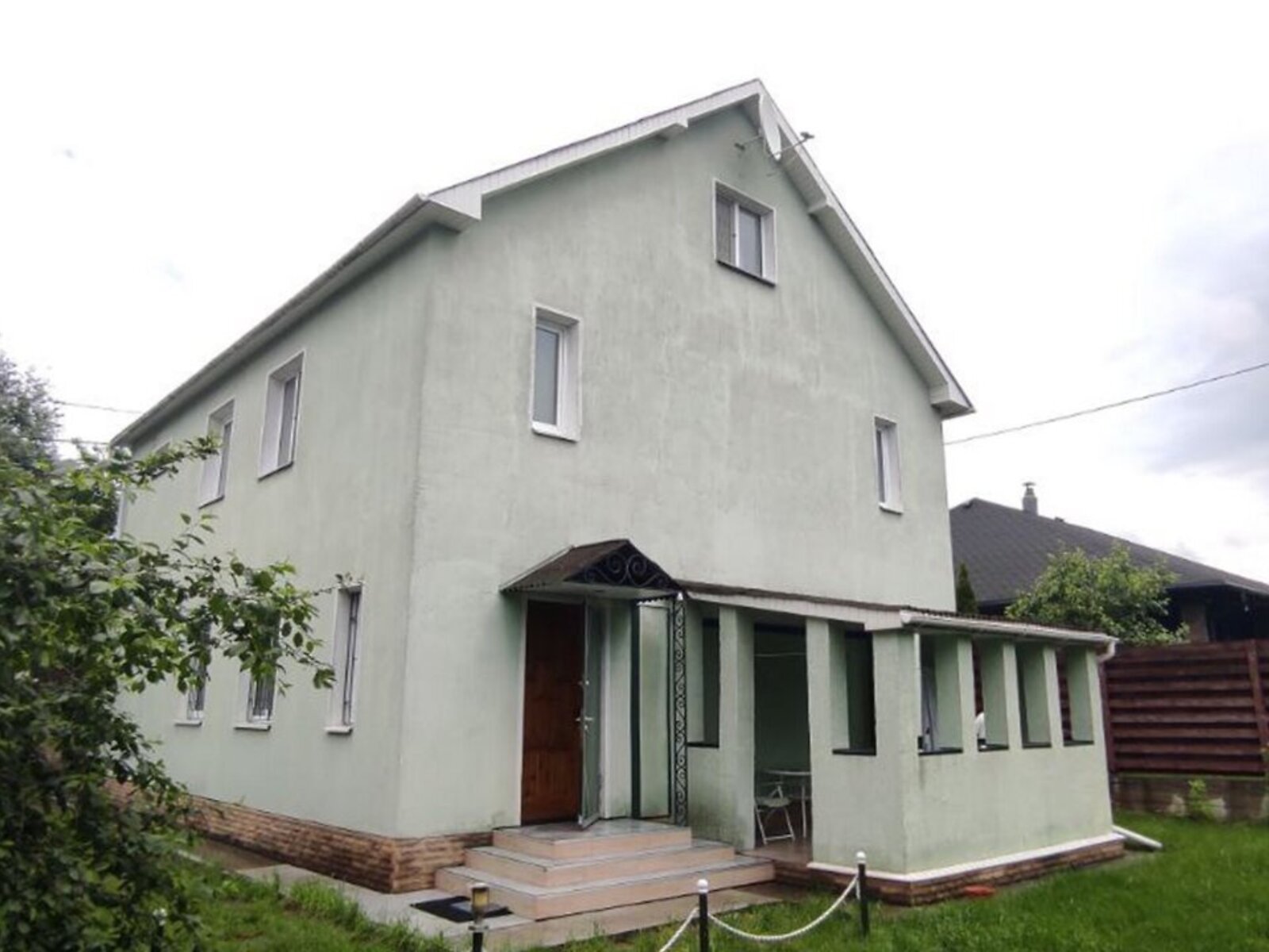 двоповерховий будинок з меблями, 265 кв. м, піноблок. Продаж в Києві, район Нивки фото 1 двоповерховий будинок з меблями, 265 кв. м, піноблок. Продаж в Києві, район Нивки фото 1