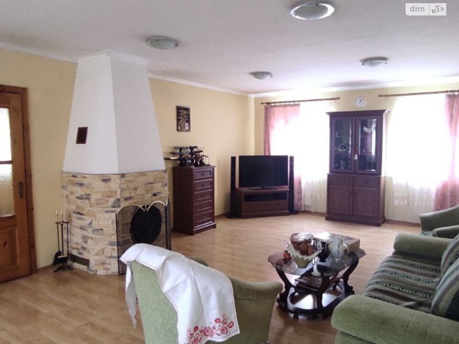 двоповерховий будинок з меблями, 265 кв. м, піноблок. Продаж в Києві, район Нивки фото 1 двоповерховий будинок з меблями, 265 кв. м, піноблок. Продаж в Києві, район Нивки фото 1