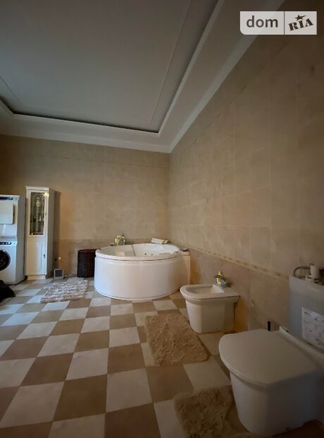 триповерховий будинок з садом, 1500 кв. м, цегла. Продаж в Києві, район Нивки фото 1 триповерховий будинок з садом, 1500 кв. м, цегла. Продаж в Києві, район Нивки фото 1