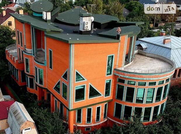 триповерховий будинок з садом, 1500 кв. м, цегла. Продаж в Києві, район Нивки фото 1 триповерховий будинок з садом, 1500 кв. м, цегла. Продаж в Києві, район Нивки фото 1