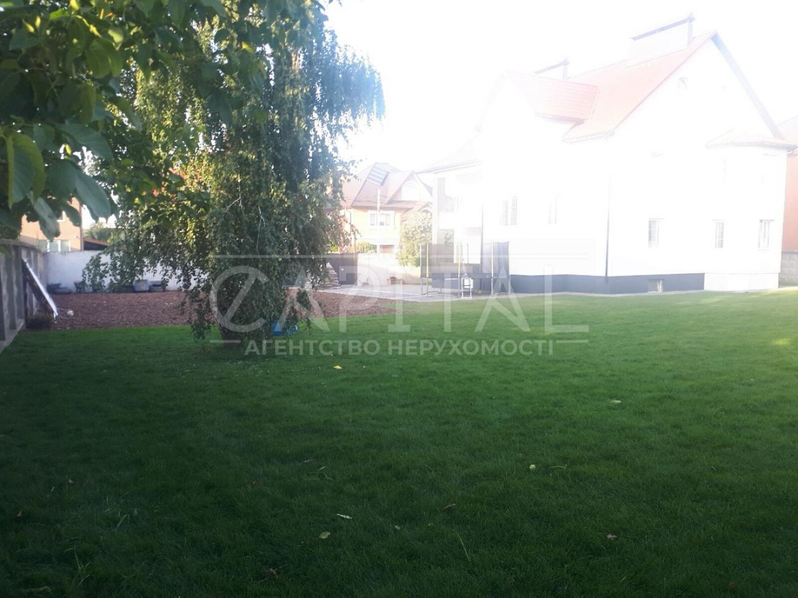 триповерховий будинок з опаленням, 450.9 кв. м, цегла. Продаж в Києві, район Новобіличі фото 1 триповерховий будинок з опаленням, 450.9 кв. м, цегла. Продаж в Києві, район Новобіличі фото 1