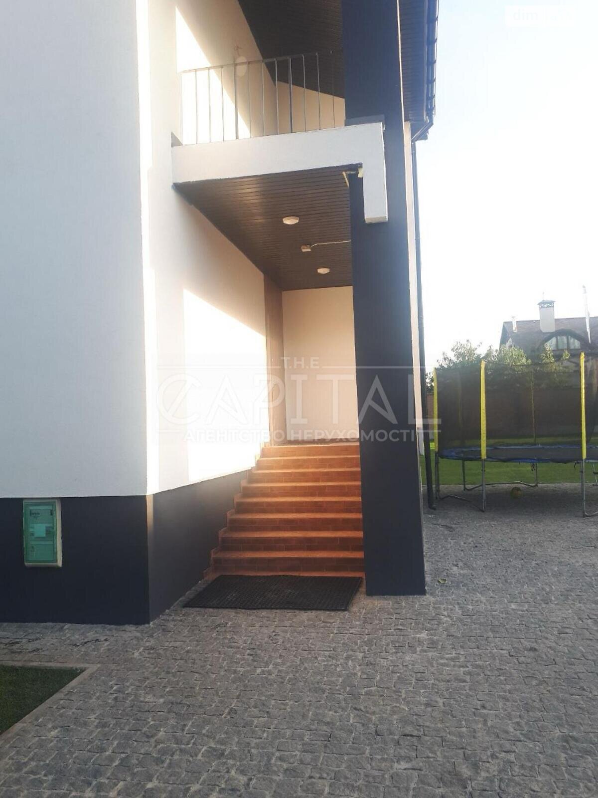 трехэтажный дом, 450.9 кв. м, кирпич. Продажа в Киеве район Новобеличи фото 1 трехэтажный дом, 450.9 кв. м, кирпич. Продажа в Киеве район Новобеличи фото 1