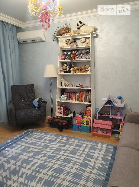 трехэтажный дом с террасой, 270 кв. м, керамический блок. Продажа в Киеве район Оболонь фото 1 трехэтажный дом с террасой, 270 кв. м, керамический блок. Продажа в Киеве район Оболонь фото 1