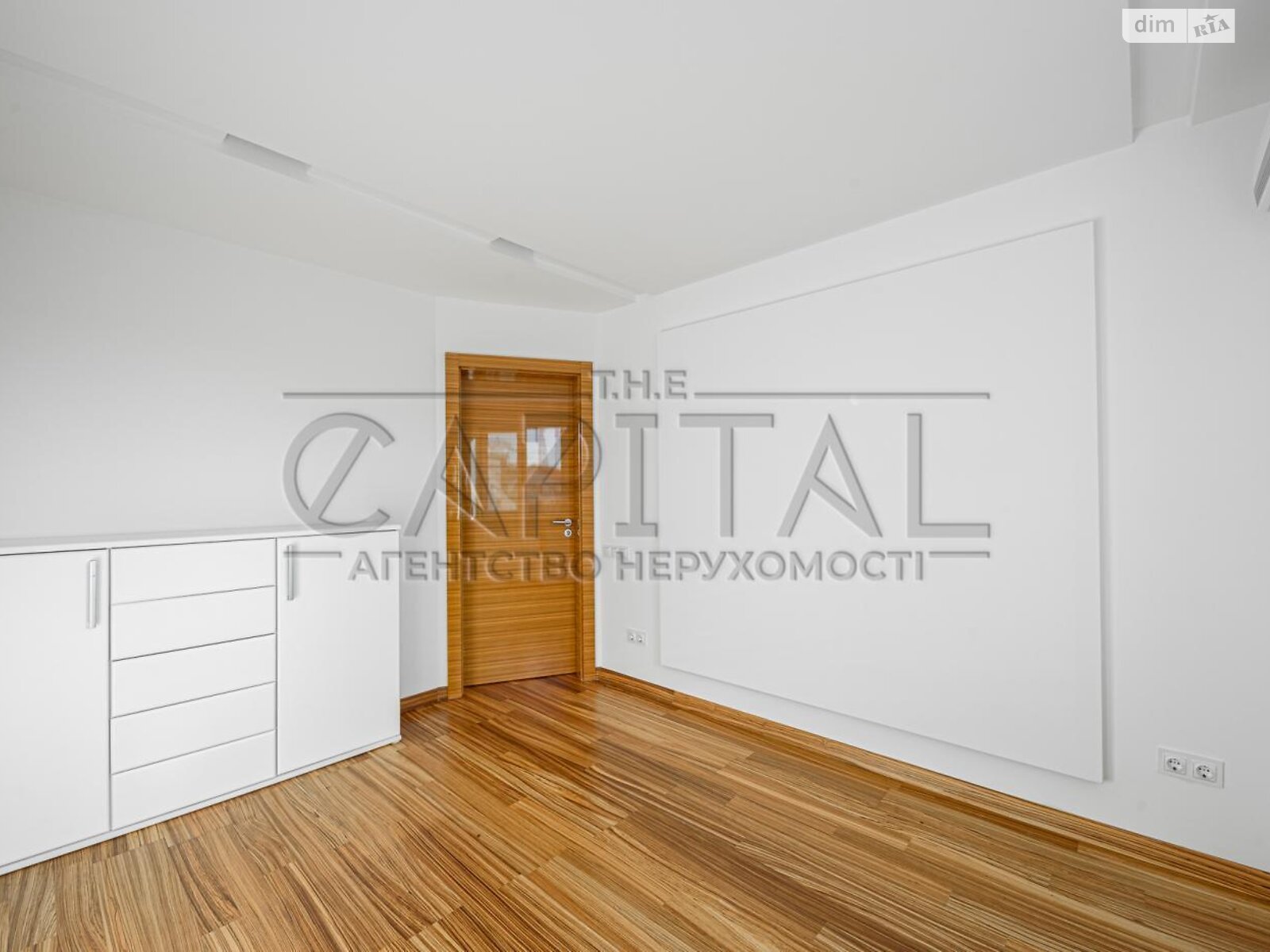 триповерховий будинок, 153.1 кв. м, цегла. Продаж в Києві, район Оболонь фото 1 триповерховий будинок, 153.1 кв. м, цегла. Продаж в Києві, район Оболонь фото 1