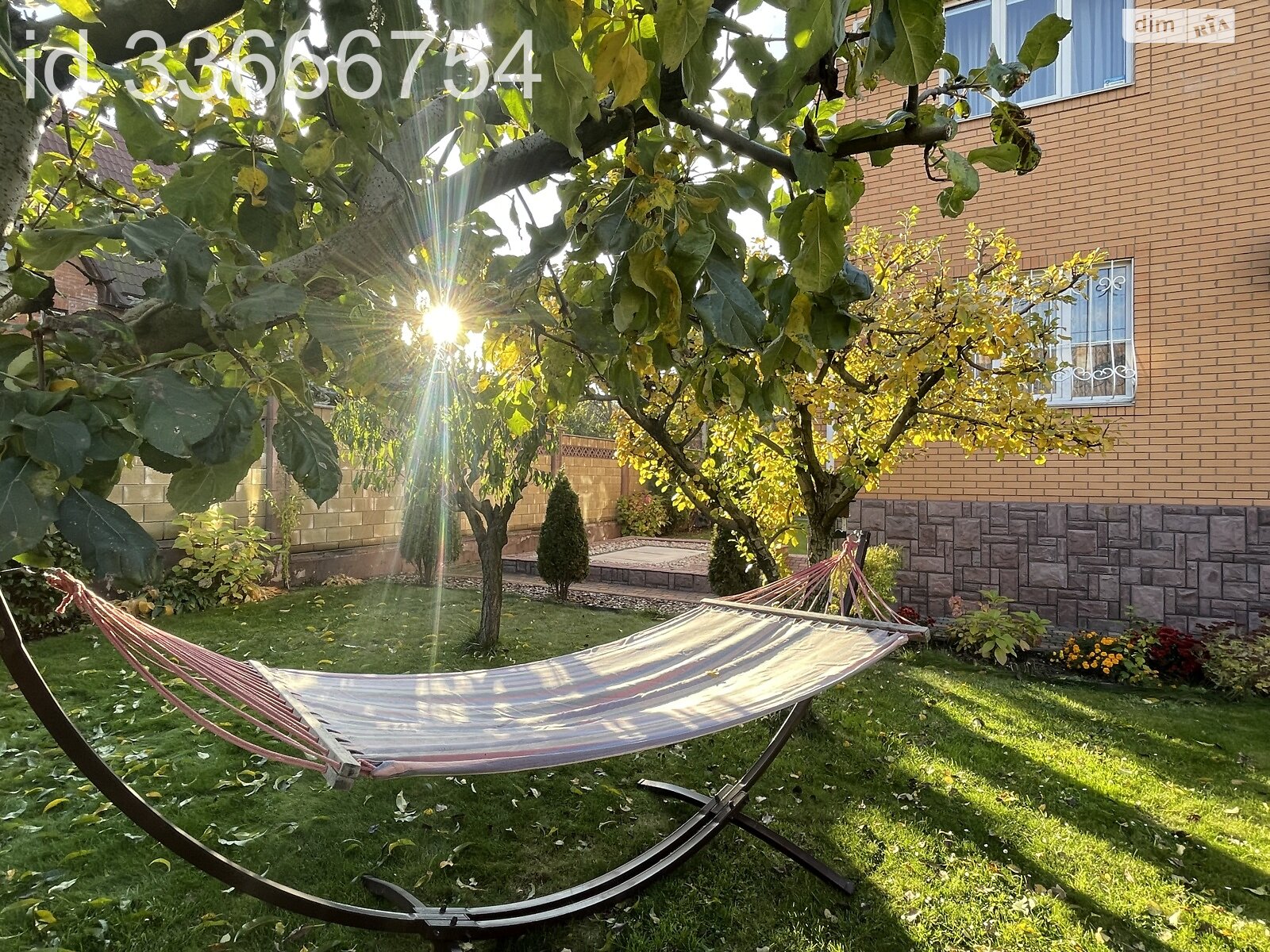 двухэтажный дом с верандой, 215.2 кв. м, кирпич. Продажа в Киеве район Оболонь фото 1