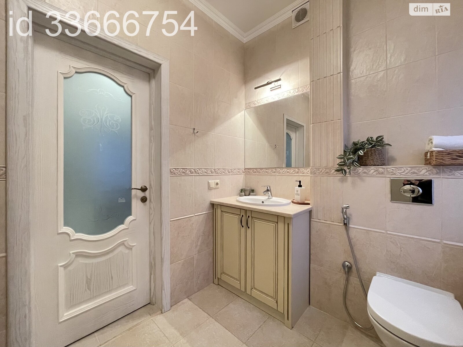 двухэтажный дом с верандой, 215.2 кв. м, кирпич. Продажа в Киеве район Оболонь фото 1