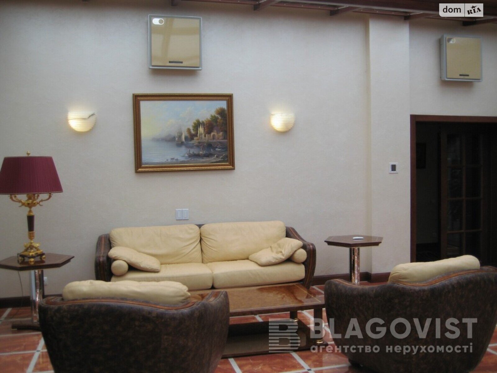 трехэтажный дом веранда, 598 кв. м, кирпич. Продажа в Киеве район Оболонь фото 1