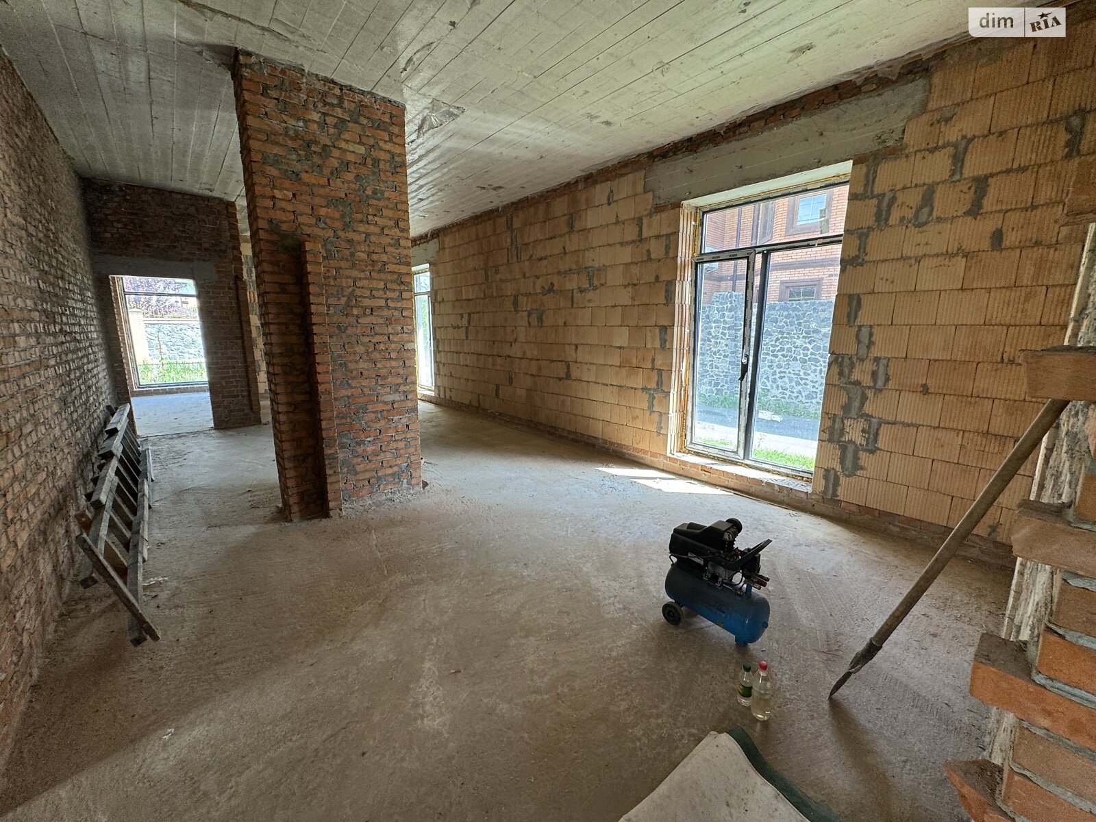 одноэтажный дом, 240 кв. м, поротерм. Продажа в Киеве район Оболонь фото 1 одноэтажный дом, 240 кв. м, поротерм. Продажа в Киеве район Оболонь фото 1