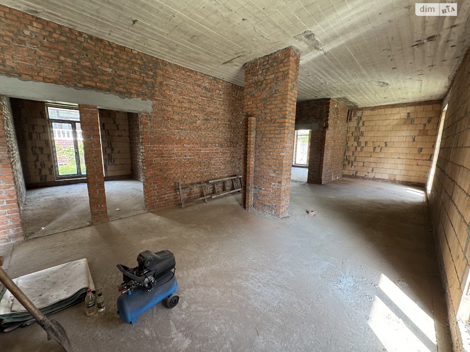 одноэтажный дом, 240 кв. м, поротерм. Продажа в Киеве район Оболонь фото 1 одноэтажный дом, 240 кв. м, поротерм. Продажа в Киеве район Оболонь фото 1