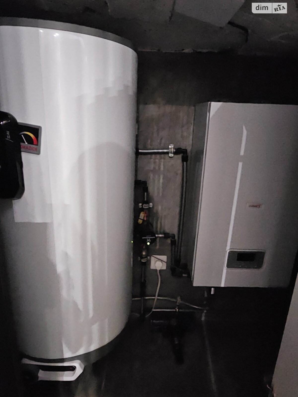 двухэтажный дом с ремонтом, 140 кв. м, кирпич. Продажа в Киеве район Оболонский фото 1