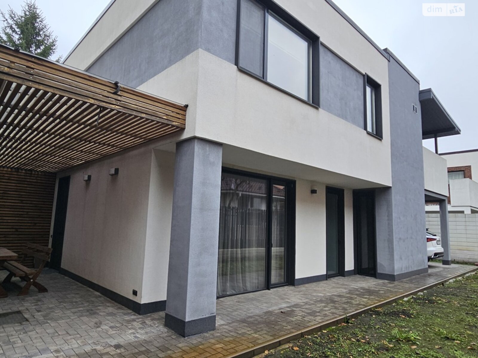 двухэтажный дом с ремонтом, 140 кв. м, кирпич. Продажа в Киеве район Оболонский фото 1