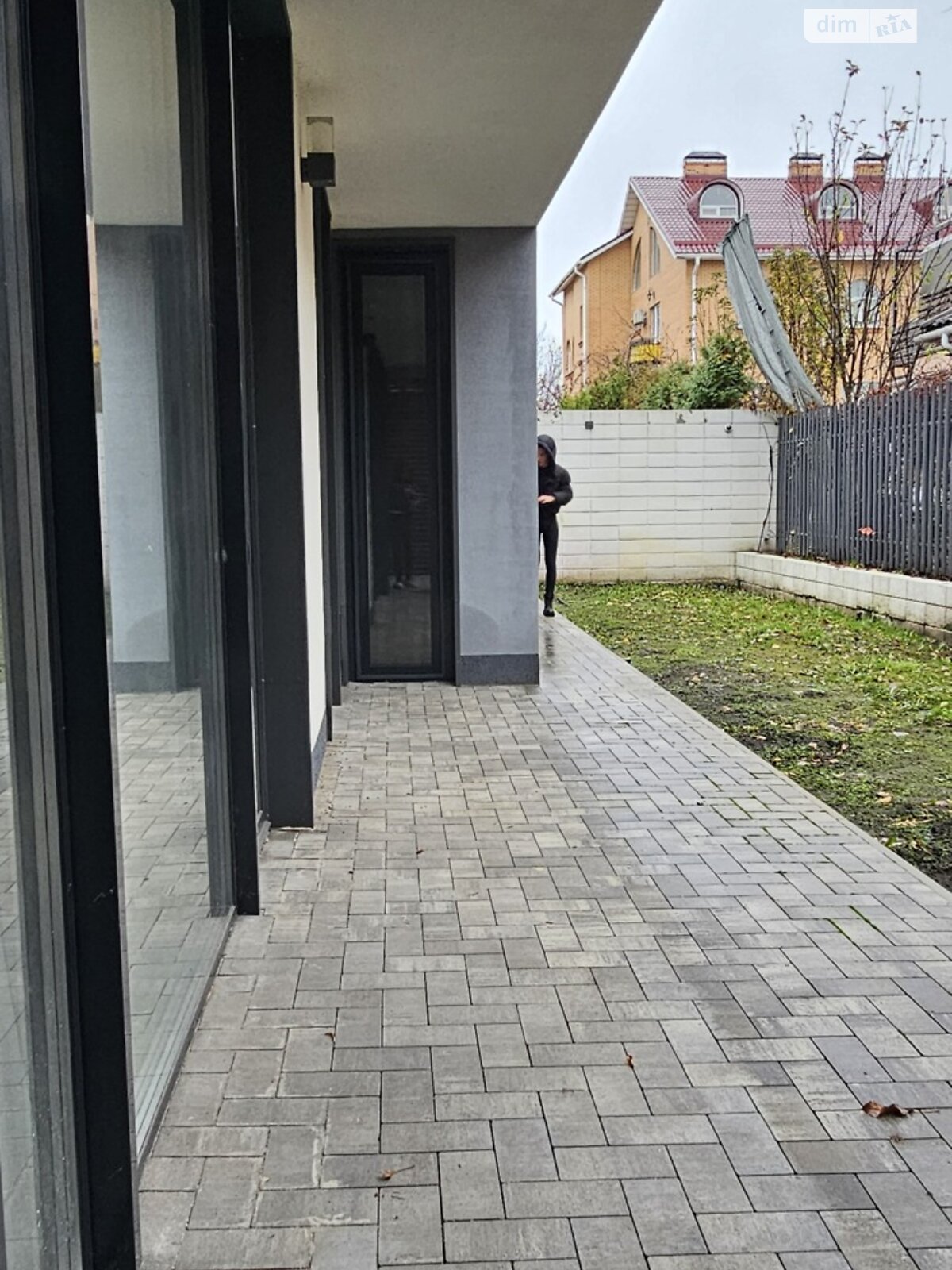 двухэтажный дом с ремонтом, 140 кв. м, кирпич. Продажа в Киеве район Оболонский фото 1