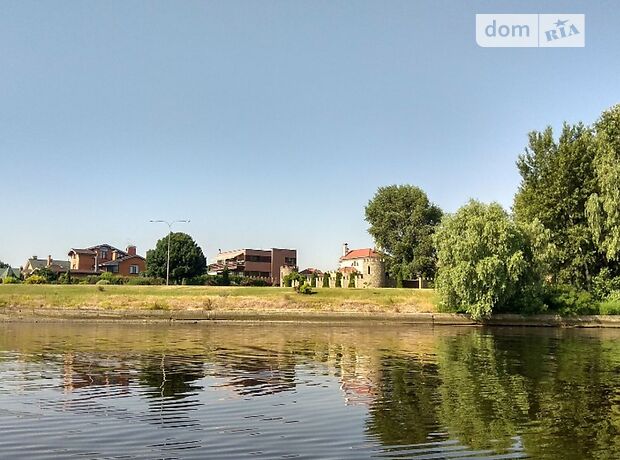 трехэтажный дом с гаражом, 350 кв. м, кирпич. Продажа в Киеве район Оболонский фото 1 трехэтажный дом с гаражом, 350 кв. м, кирпич. Продажа в Киеве район Оболонский фото 1