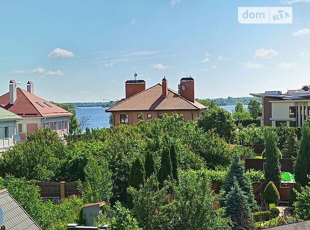 трехэтажный дом с гаражом, 350 кв. м, кирпич. Продажа в Киеве район Оболонский фото 1 трехэтажный дом с гаражом, 350 кв. м, кирпич. Продажа в Киеве район Оболонский фото 1