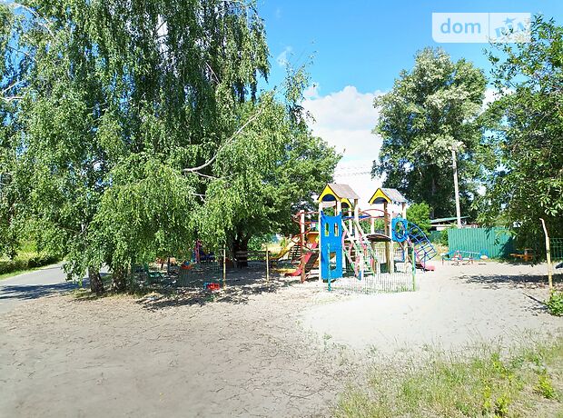 трехэтажный дом с гаражом, 350 кв. м, кирпич. Продажа в Киеве район Оболонский фото 1 трехэтажный дом с гаражом, 350 кв. м, кирпич. Продажа в Киеве район Оболонский фото 1