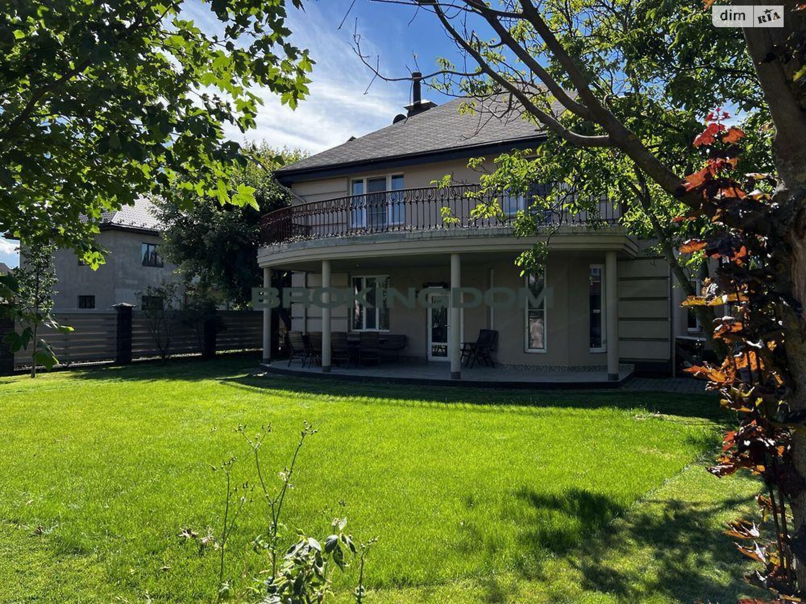 двухэтажный дом, 320 кв. м, кирпич. Продажа в Киеве район Оболонский фото 1 двухэтажный дом, 320 кв. м, кирпич. Продажа в Киеве район Оболонский фото 1