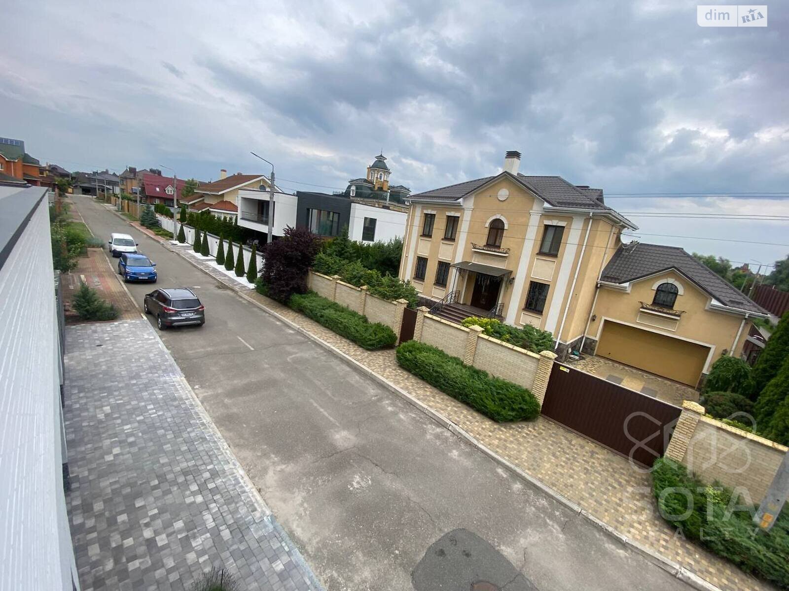 трехэтажный дом, 699.2 кв. м, кирпич. Продажа в Киеве район Оболонский фото 1 трехэтажный дом, 699.2 кв. м, кирпич. Продажа в Киеве район Оболонский фото 1